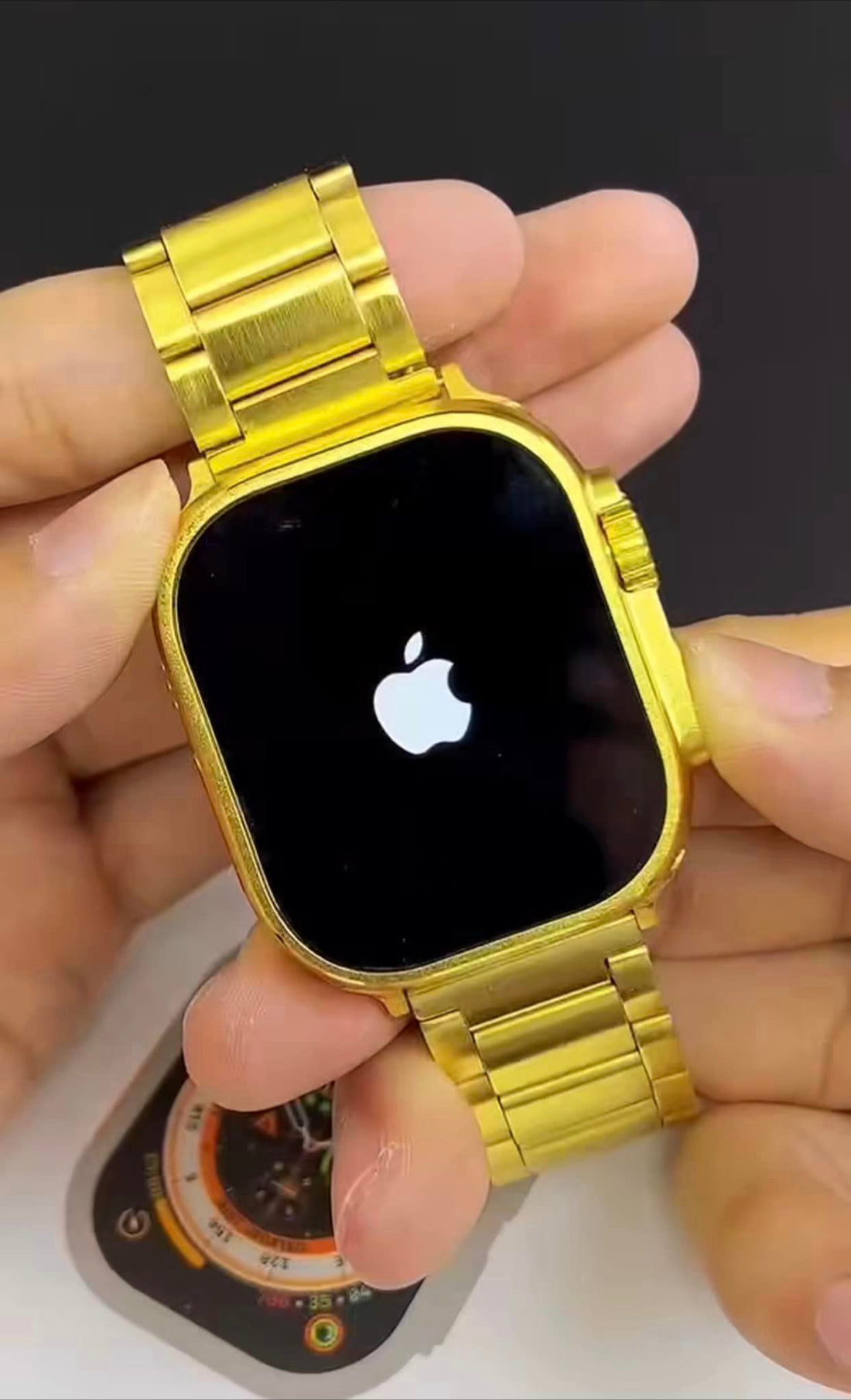 7 in 1 Ultra Gold 24K Edition Smart Watch – Large HD Screen | NFC | Calling | Health Tracker